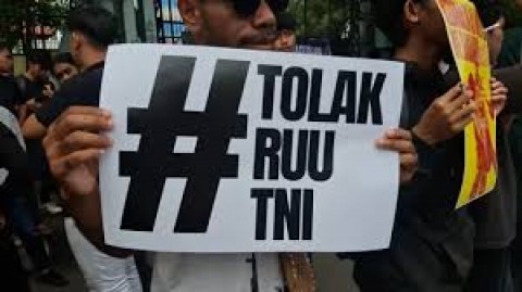 Puluhan Ribu Warganet Tolak UU TNI