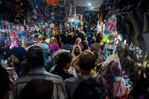 Penebalan Subsidi dan Bantalan Sosial di Masa Transisi