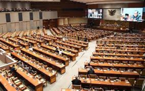 DPR Sahkan Revisi UU PPP