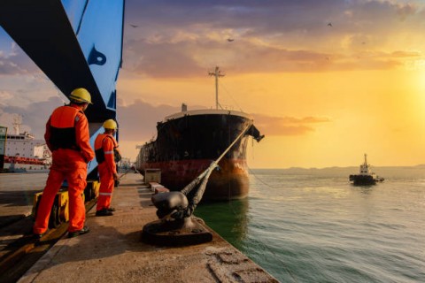 Mendorong Industri Maritim Agar  Melaju Lebih Kencang