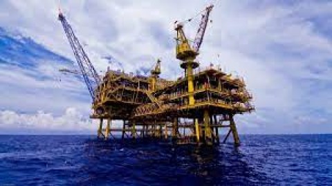 INDUSTRI HULU MIGAS : SYARAT KETAT PERUBAHAN KONTRAK