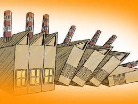 Hilirisasi Tak CukupAtasi Deindustrialisasi