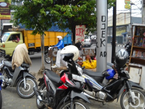 Pembatasan Sosial Bersakala Besar, Pemerintah Siap Subsidi Pekerja Informal