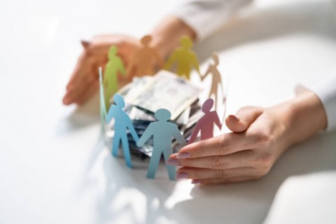 Mursida Rambe dan Ninawati, Membersihkan ”Momok” Rentenir