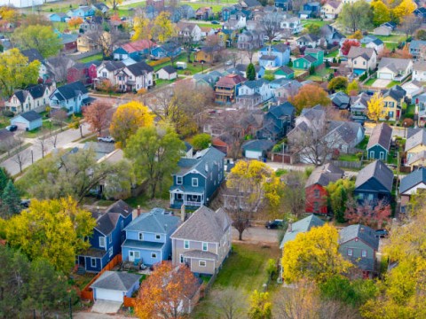 Jabodetabek Kian Rentan Bencana, Tata Kota Abaikan Lingkungan