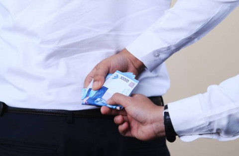 Korupsi di PemerintahMasih Sistemik