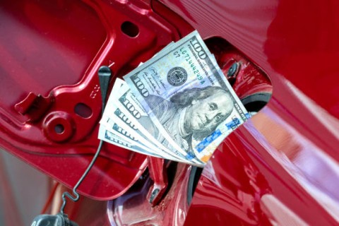 Siasat Masyarakat Hadapi Kenaikan Harga BBM