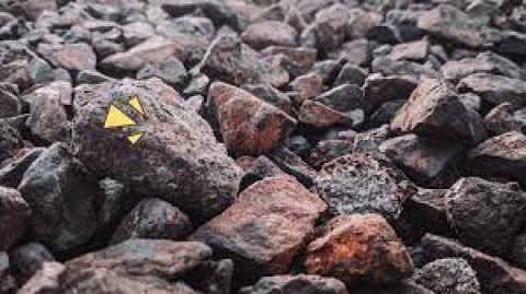 Penghentian Ekspor Bauksit: Kesiapan Smelter Jadi Tantangan Utama