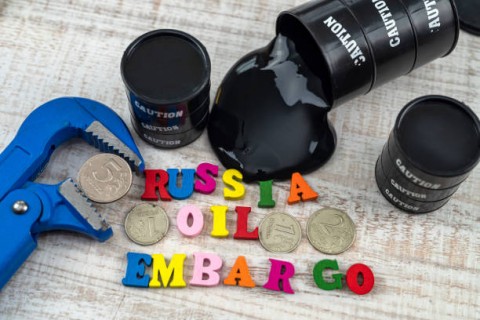 EMBARGO MINYAK RUSIA MENGANCAMKETAHANAN ENERGI EROPA