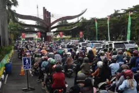 Mengobati Kerinduan Mudik, Berwisata Keliling Jakarta