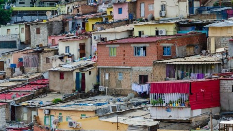 Kemiskinan & Isu Kesenjangan