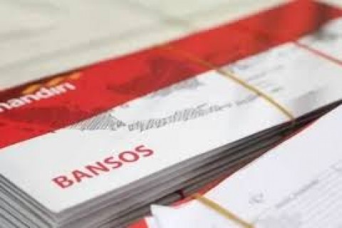 Kemensos Akui KesulitanCegah Politisasi Bansos