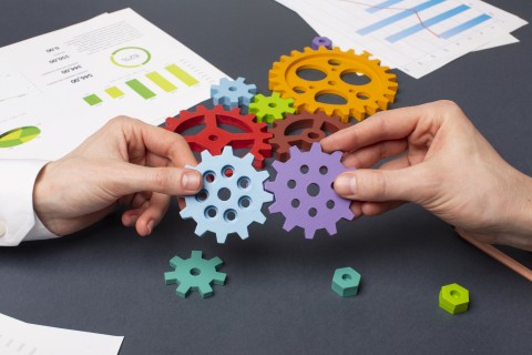 PEMBANGUNAN BERKELANJUTAN : KRISIS IKLIM INTAI BISNIS