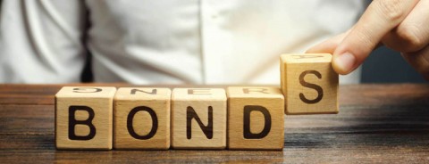 INSTRUMEN SURAT UTANG : DANA JUMBO SIAP MASUK PASAR