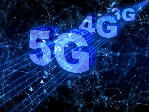 INDUSTRI TELEKOMUNIKASI : MEMACU PENETRASI 5G SAMPAI PERDESAAN