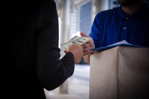 Fasilitas COD Susah Ditiadakan dari Opsi Pembayaran Belanja Daring