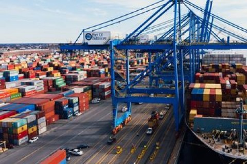 Impor Meningkat, Surplus Dagang Turun