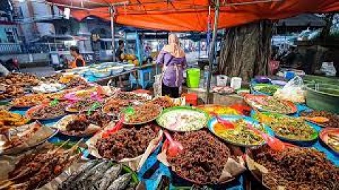 Pasar Kuliner Desa di Lombok