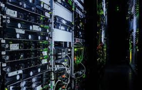 KAPASITAS PUSAT DATA : FONDASI KOKOH TRANSFORMASI DIGITAL