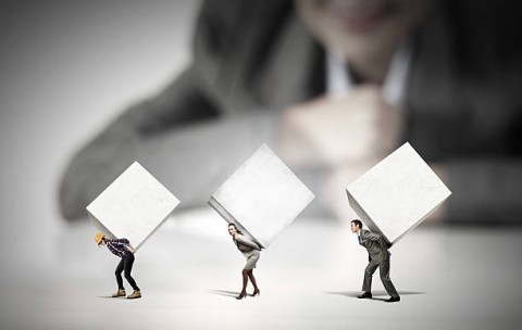 Tantangan Besar MenantiKabinet Hasil Perombakan