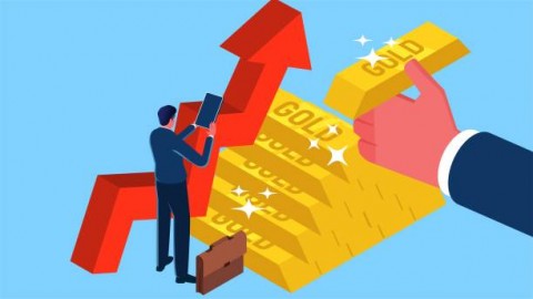 Harga Emas Terus Cetak Rekor