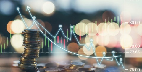 Belanja Melambat, Laju Ekonomi Bisa Tersendat