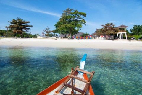 Membangun PariwisataTanjung Kelayang