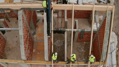 Menpen Klaim Berau Coal Bangun 500 Rumah di Kaltim Pekan Ini, Dibagikan Gratis untuk Rakyat Sukseskan Program 3 Juta Rumah