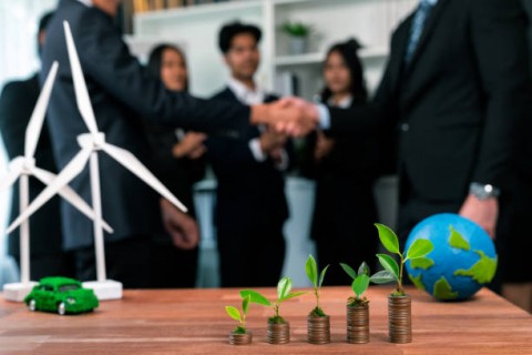 Barito Renewables Energy Mencetak Laba 2 Triliun