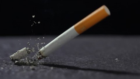 Siapa Untung dengan PP Kesehatan Industri Rokok atau Pengendalian Tembakau