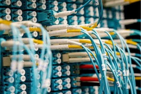 Sumber Bisnis Baru di Fiber Optik