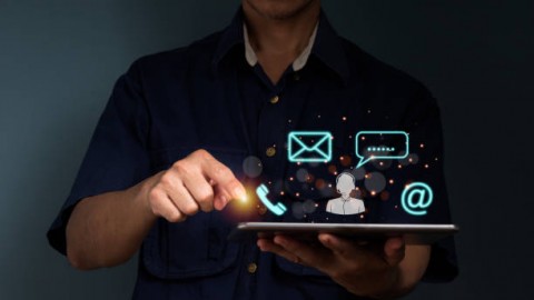 Kemenkominfo Dorong Pemulihan Telko di Sekitar Gunung Semeru