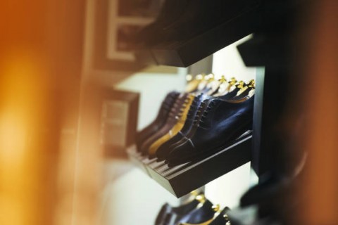 Setara Sepatu Pesohor Dunia