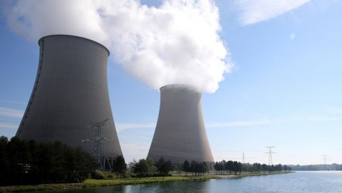 ENERGI TERBARUKAN : SOAL ‘GETIR’ PEMBANGKIT NUKLIR