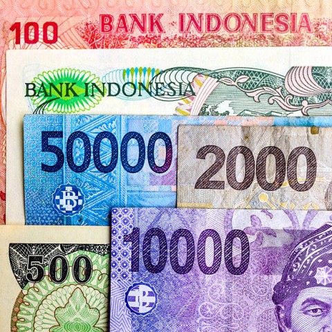 Tekanan Berkepanjangan Nilai Tukar Rupiah 
