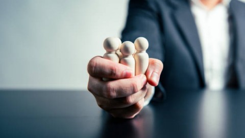 Legislasi Buruk di Pengujung Jabatan