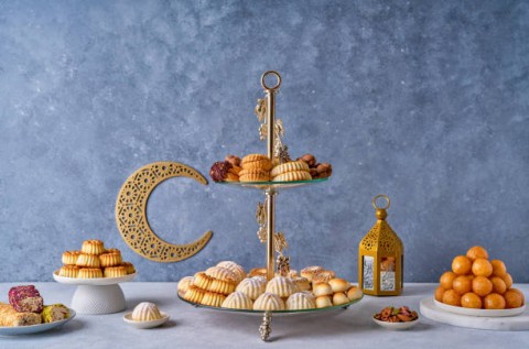 Penjualan Kue Kering Laris Manis