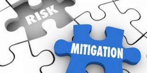 MITIGASI KARHUTLA : Sumsel Tebar 13 Ton Garam