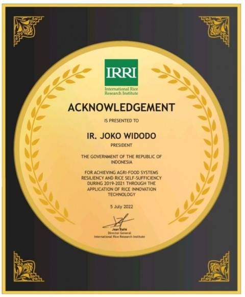 Kementerian Pertanian Menjawab ”Ironi Penghargaan IRRI”