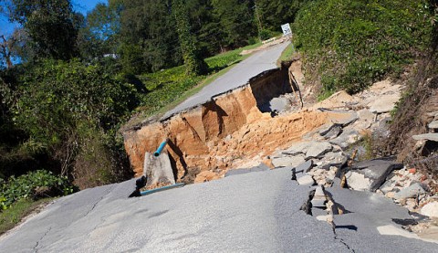 BENCANA ”GALODO,”Padang-BukittinggiMasih Lumpuh