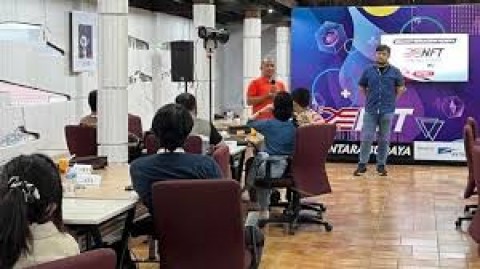 Memeluk Hegemoni NFT