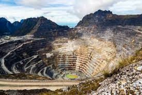 PERPANJANGAN IUPK : Divestasi Freeport Indonesia Segera Rampung