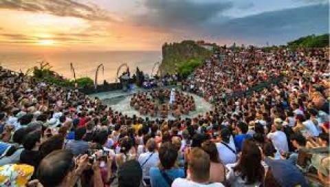 Kunjungan Wisatawan ke Bali Masih Terganjal Aturan