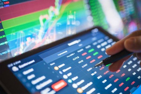 Pasar Bergairah Susul Penarikan Tentara Rusia