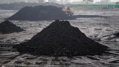 Saham Emiten Energi Masih Bertaji