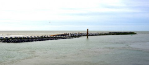 Segera Dibangunnya ”Giant Sea Wall” sepanjang 500 Km di Pantura 